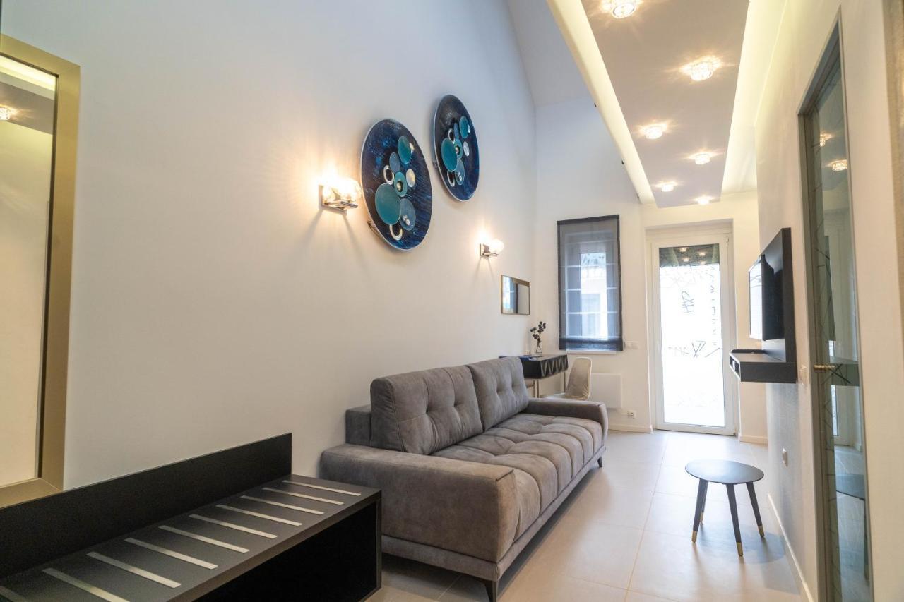La Vita Premium Panzio Gyula Εξωτερικό φωτογραφία